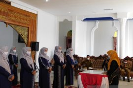 Istri Bupati Aceh Jaya kukuhkan sembilan Bunda PAUD Kecamatan, ini pesannya