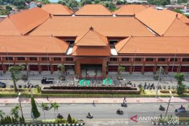 Pasar Banyuasri yang megah jadi "kado" HUT Ke-417 Kota Singaraja