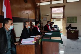 Pengedar 135 kilogram ganja di Limapuluh Kota jalani sidang perdana