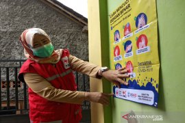 SIBAT PMI gunakan poster edukasi cara cuci tangan yang baik dan benar