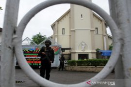 Penjagaan di Gereja Katedral Makassar diperketat Page 2 Small