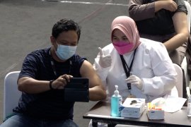 Menkominfo: vaksinasi kembali efektifkan kinerja insan pers