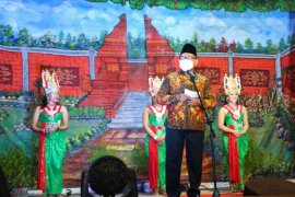 Giatkan konsep "staycation", hotel di Banyuwangi hibur wisatawan dengan atraksi seni