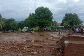 Banjir bandang di Flores Timur akibatkan 23 orang meninggal