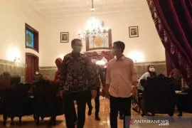 Calon Menantu Jokowi Dipingit Di Sebuah Hotel Antara News Bengkulu