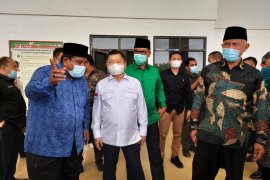 Menteri PPN : Ada tiga pilihan kelanjutan pembangunan Stadion  Sumbar