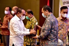 Pemkot Padangsidimpuan raih penghargaan penyusunan RKPD terbaik