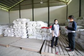 Kabupaten Landak hasilkan benih padi unggul bersertifikat "Landak Hebat"