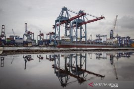Pengamat menilai kebijakan pemerintah efektif bantu ekonomi bertahan dalam kondisi pandemi