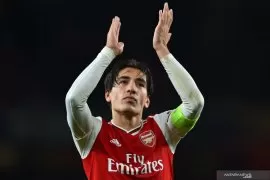 Bek Arsenal, Hector Bellerin, Pamer Tampilan Baru Lewat Instagram