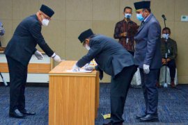 Rektor "Kun" Adnyana lantik wakil rektor dan pejabat ISI Denpasar