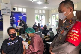 Penerima vaksin COVID-19 RI bertambah 103.543 menjadi 10.477.506 orang