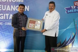 Pemkot Solok terima penghargaan TP2DD dari BI perwakilan Sumbar