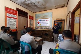 Gandeng Puskesmas, Polsek Sumbawa gelar pelatihan tracer sukseskan Kampung Sehat