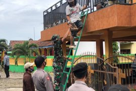 Pemkab Blitar libatkan semua unsur benahi bangunan rusak akibat gempa