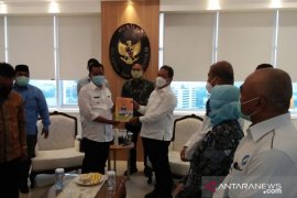 Bertemu Menteri KP, Bupati Pessel laporkan terkait peningkatan ekonomi nelayan