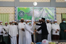 Kepengurusan DPC Forum Komunikasi Pondok Pesantren HSS dilantik