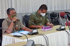 DPMPD minta peserta KKN mendata profil desa dan SDGs desa