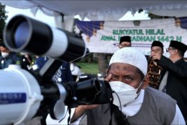 Pemantauan hilal Ramadhan di Kuta