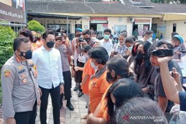 Polresta Mataram mengungkap enam kasus prostitusi