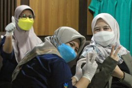 DPRD Jawa Barat gelar vaksinasi COVID-19 tahap dua