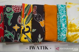Kaum milenial juga minati Batik Balikpapan