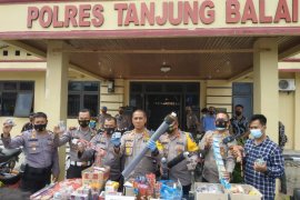 Polisi amankan 73 unit kendaraan saat razia di Tanjung Balai