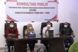 Penyandang disabilitas dilibatkan pada konsultasi publik RPJMD Mamuju