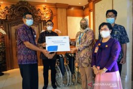 Pemkot Denpasar terima "CSR" Pelindo III/Taspen untuk penyandang disabilitas