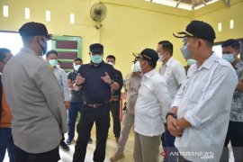 Anggota KPU RI &amp; Wagub Sulteng tinjau TPS PSU Pilbup Morowali Utara