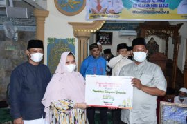 Safari Ramadhan di Mandau, Kasmarni sampaikan visi dan misi