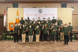 Gapki Riau dukung vaksinasi atasi pandemi COVID-19