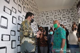 Wali Kota Medan bebas tugaskan lurah yang sering pungli warga