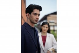 Bermodal ponsel Samsung, Reza Rahadian main film pendek