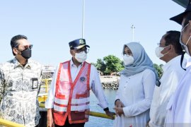 Menteri Budi Karya tinjau layanan feri jarak jauh Banyuwangi-Lombok