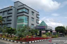 Kasus COVID-19 melonjak,  RSAM Bukittinggi lakukan antisipasi  penambahan pasien