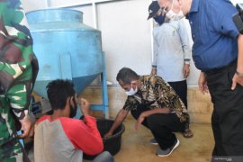 Bupati minta KTH Desa Galam tingkatkan produksi kemiri
