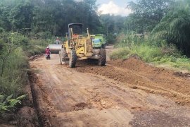CV MJM berpartisipasi merawat jalan eks Pertamina