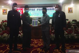 Bupati terima rekomendasi DPRD Tapin terhadap LKPJ 2020