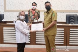 Pemkot Medan minta  dukungan KPK pungut pajak Centre Point