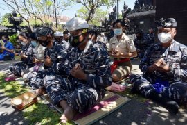 Doa-doa untuk 53 prajurit KRI Nanggala-402