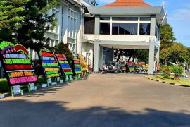 Karangan bunga penuhi Lantamal VI Makassar
