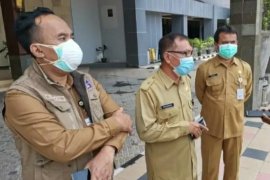 Lima pekerja migran asal Gresik jalani isolasi di RSL Stadion Gejos