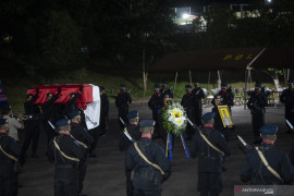 Kisah aparat Polri yang tertembak saat menjaga keutuhan NKRI