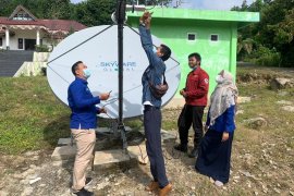 BMKG tingkatkan kualitas sensor mini region di Tapanuli  Selatan