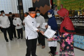 Pemkab Kubu Raya berikan insentif untuk 1.060 guru ngaji dan 485 petugas Fardhu Kifayah