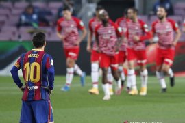 Duh, Barca buang peluang ke puncak setelah ditumbangkan Granada