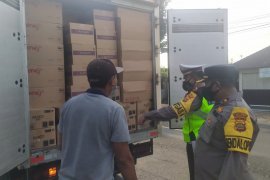 Polres Badung sasar kendaraan penumpang dalam razia mudik (video)