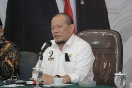 Ketua DPD minta Pemprov Sumut perbaiki jalan lintas kota yang rusak parah