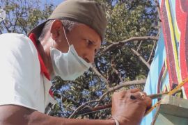 Seniman di Mumbai kreasikan mural dinding untuk pikat wisatawan